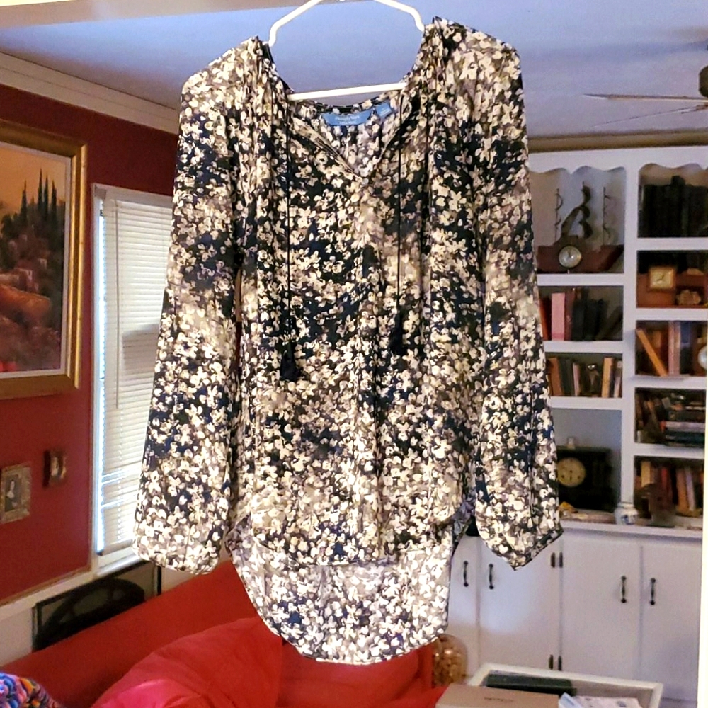 Vera Wang blouse Large